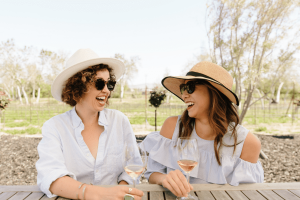 simone anne hero image tablet